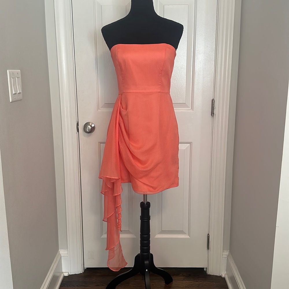GIANNI BINI VICI MINI PEACH DRESS WITH SASH! Rouching and strapless
